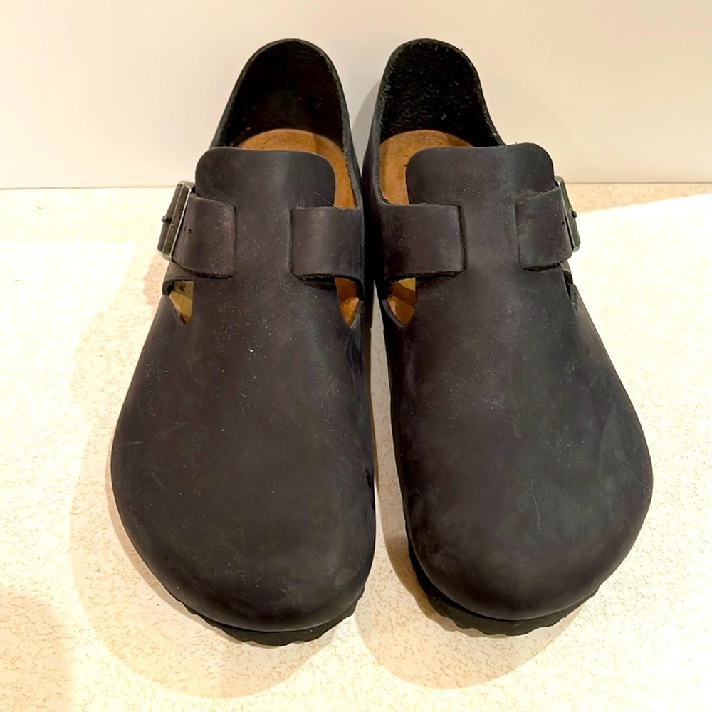 Birkenstock Paris shoes size 42